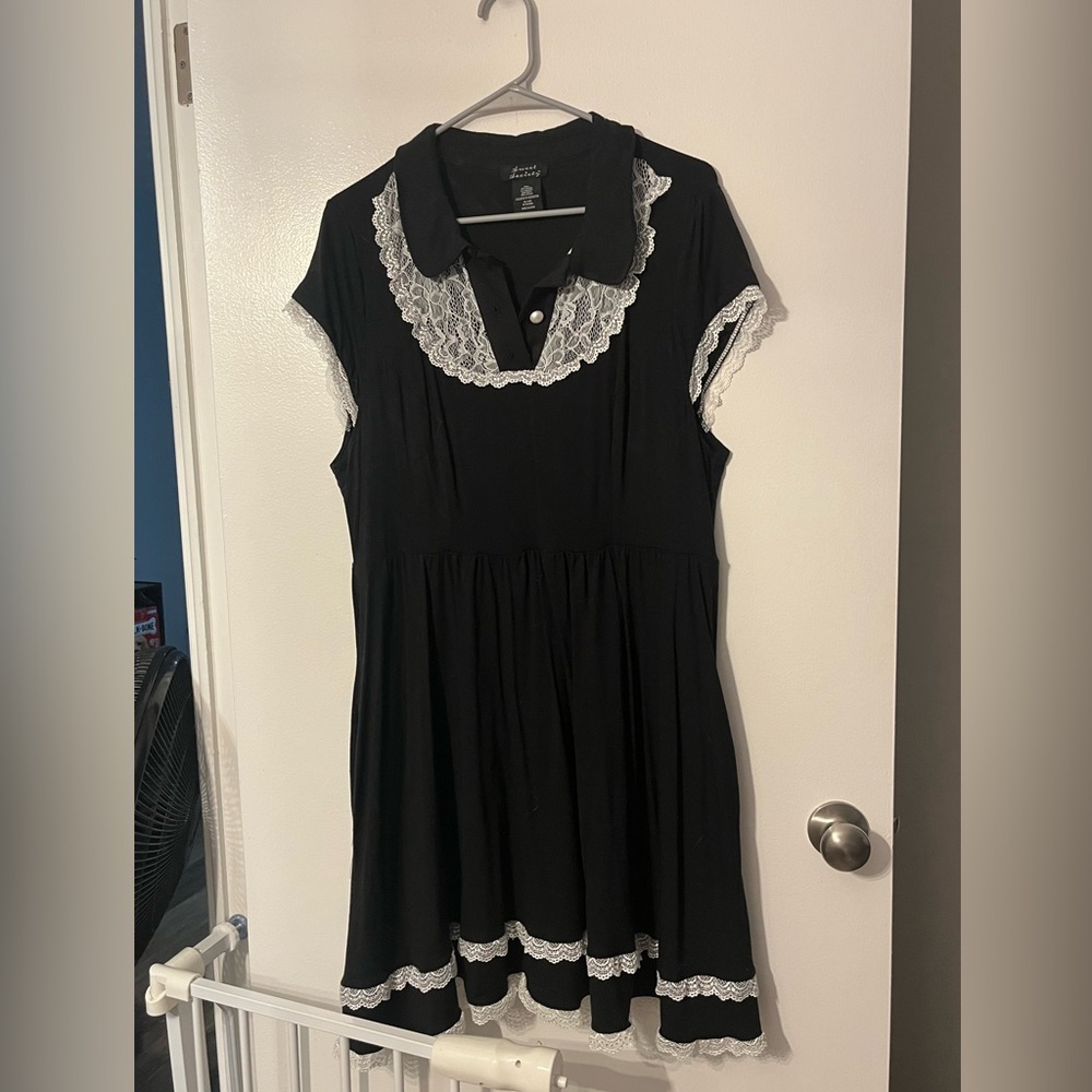 Sweet Society 1X Black with White Lace Dress